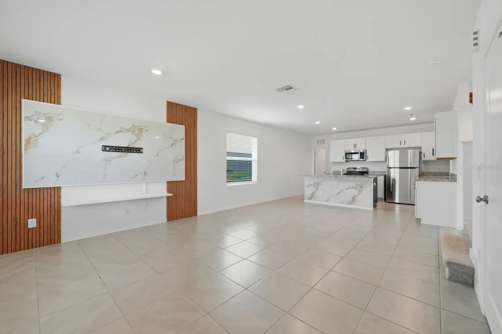 15056 WINDFLOWER ALLEY Winter Garden, FL 34787
