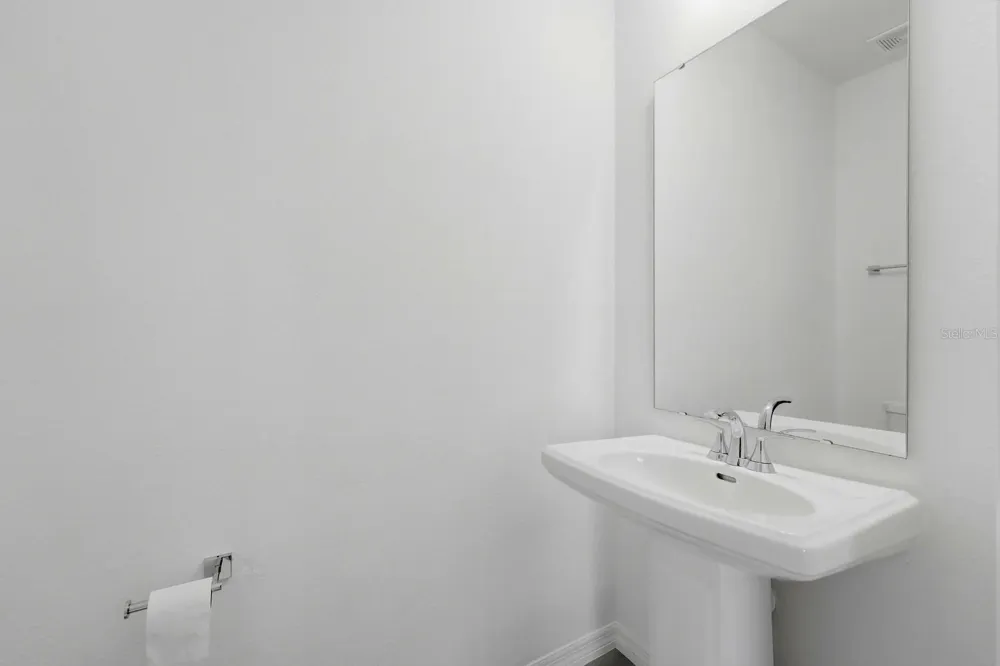 15056 WINDFLOWER ALLEY Winter Garden, FL 34787