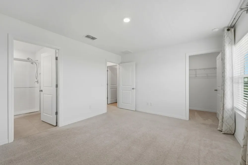 15056 WINDFLOWER ALLEY Winter Garden, FL 34787