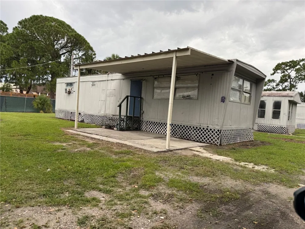 6435 W HILLSBOROUGH AVENUE Tampa, FL 33634
