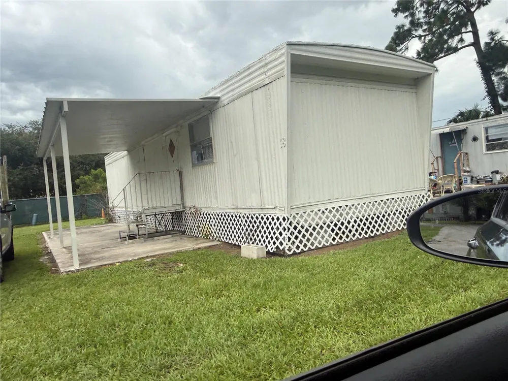 6435 W HILLSBOROUGH AVENUE Tampa, FL 33634
