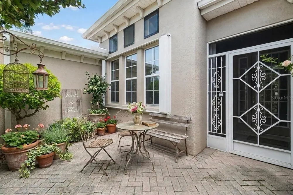 1015 CHELSEA GREENS COURT #40 Sun City Center, FL 33573