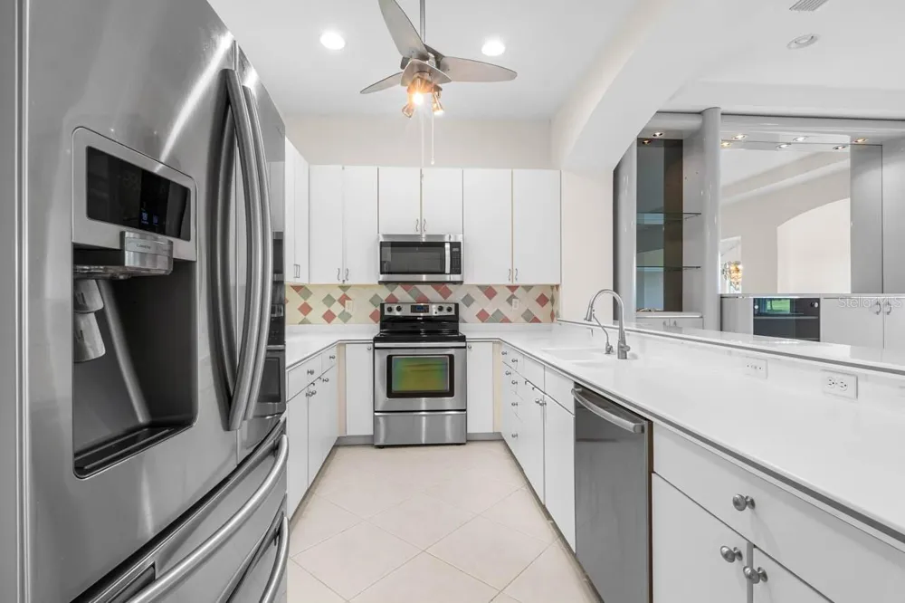 1015 CHELSEA GREENS COURT #40 Sun City Center, FL 33573