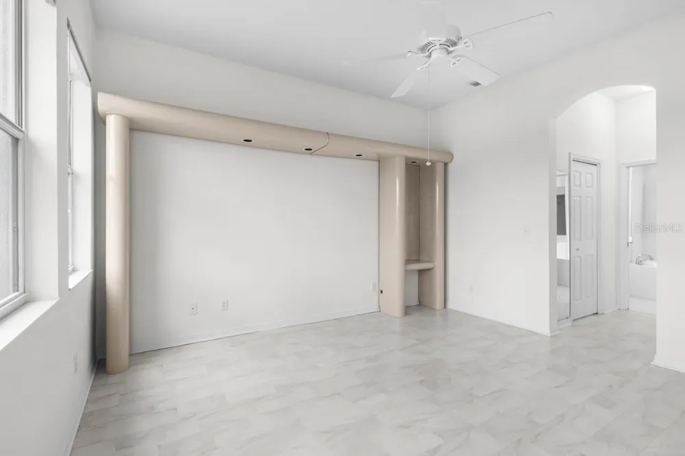 1015 CHELSEA GREENS COURT #40 Sun City Center, FL 33573