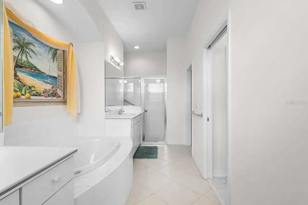 1015 CHELSEA GREENS COURT #40 Sun City Center, FL 33573
