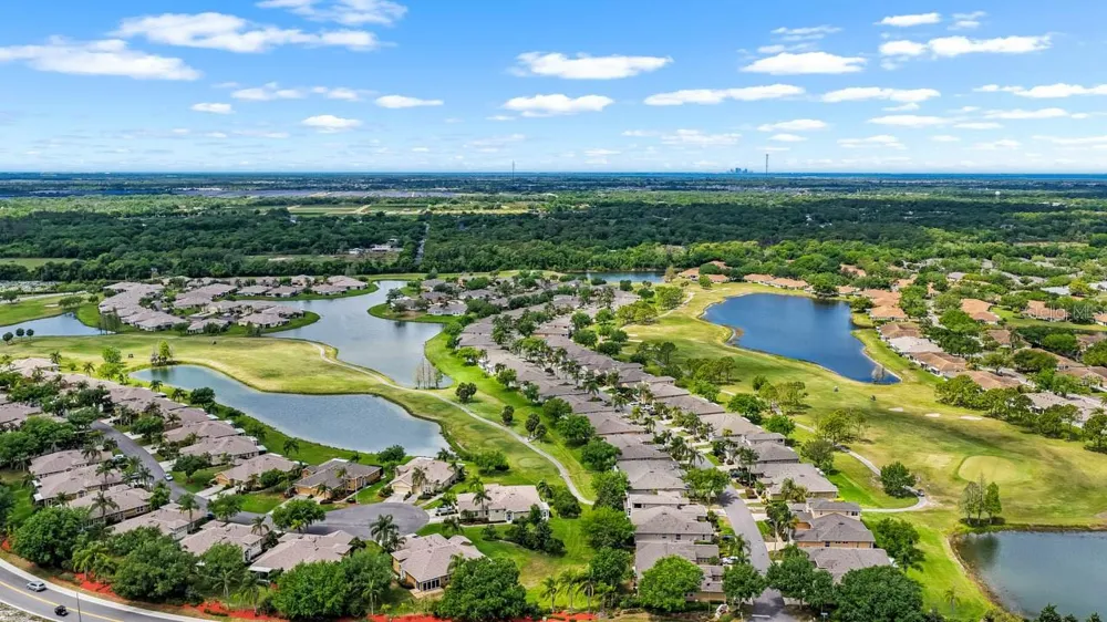 1015 CHELSEA GREENS COURT #40 Sun City Center, FL 33573