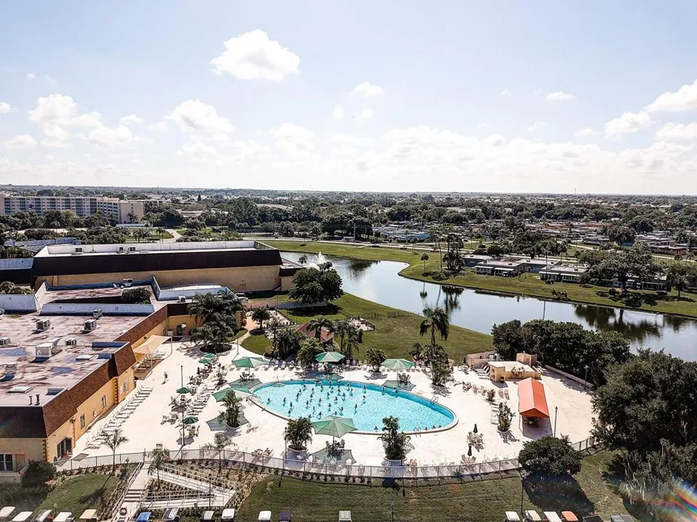 1015 CHELSEA GREENS COURT #40 Sun City Center, FL 33573