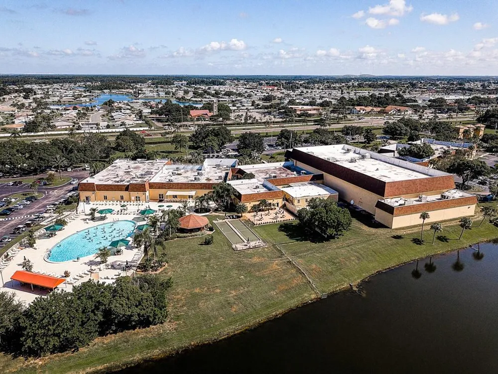 1015 CHELSEA GREENS COURT #40 Sun City Center, FL 33573