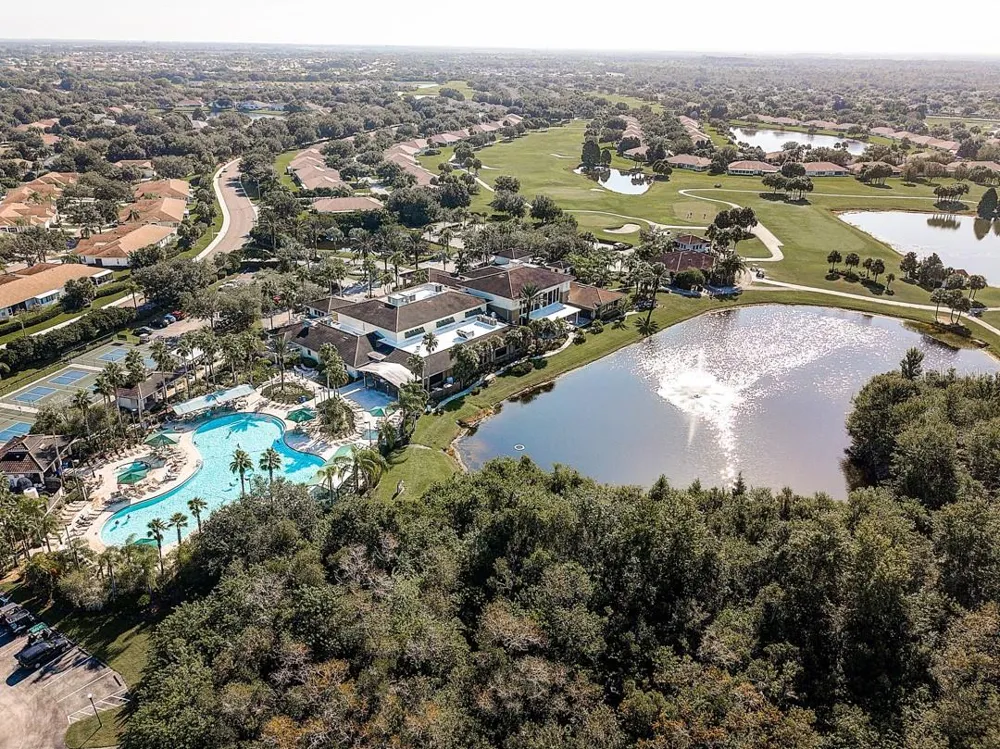1015 CHELSEA GREENS COURT #40 Sun City Center, FL 33573