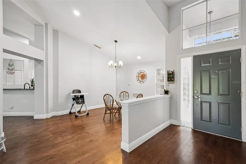 806 OAK FOREST COURT Deland, FL 32724