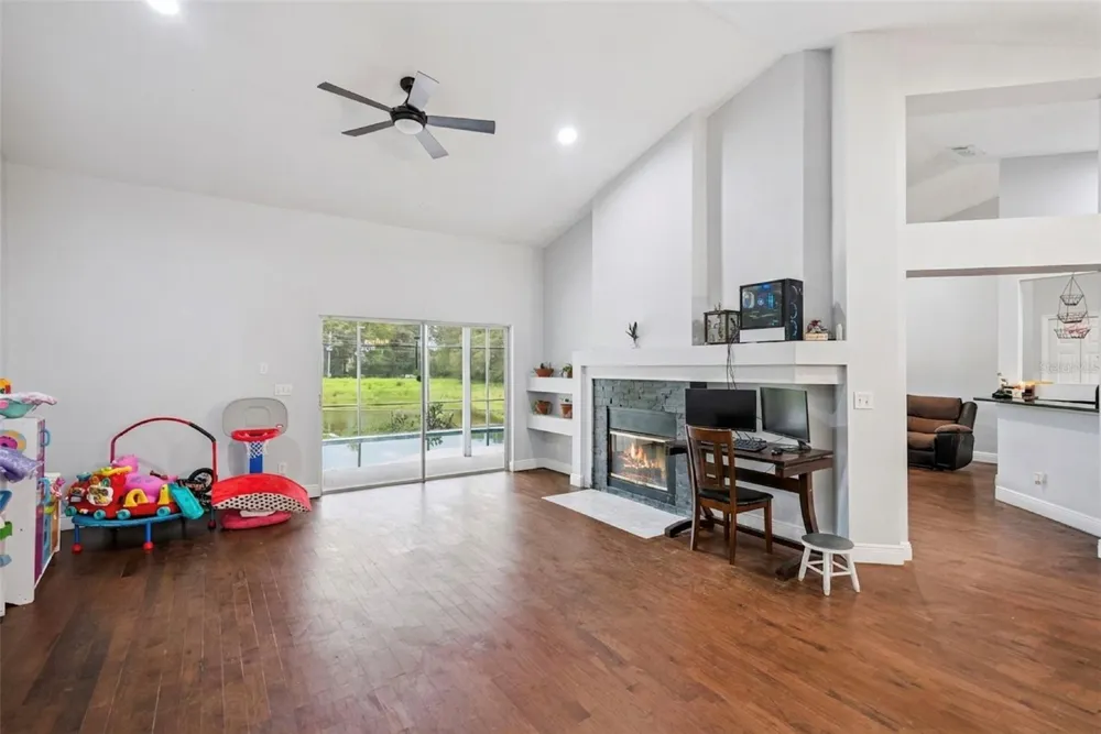 806 OAK FOREST COURT Deland, FL 32724