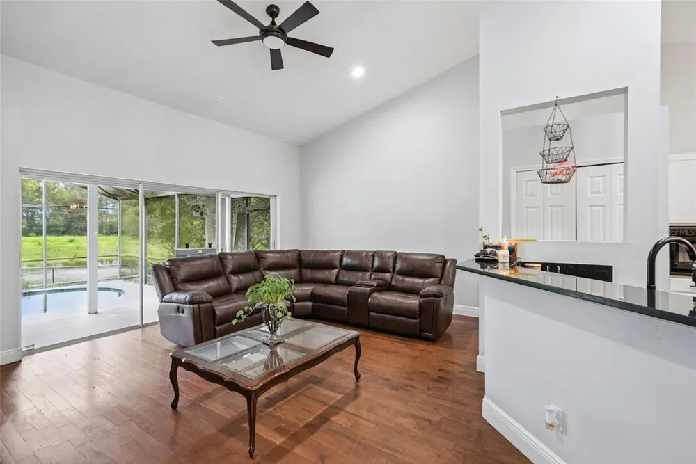 806 OAK FOREST COURT Deland, FL 32724