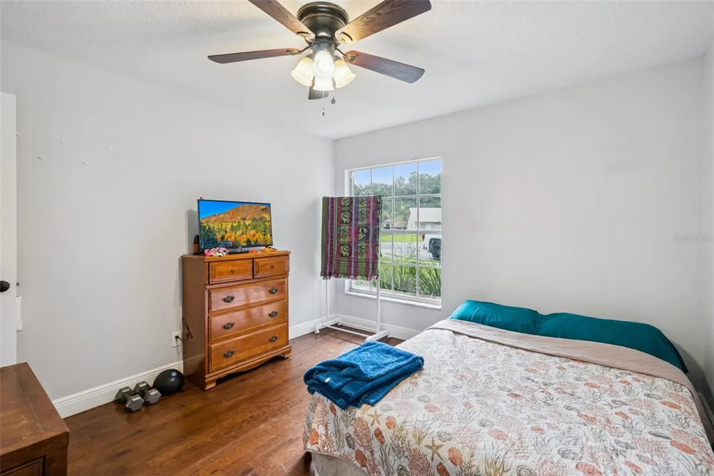 806 OAK FOREST COURT Deland, FL 32724