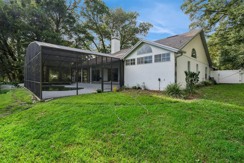 806 OAK FOREST COURT Deland, FL 32724