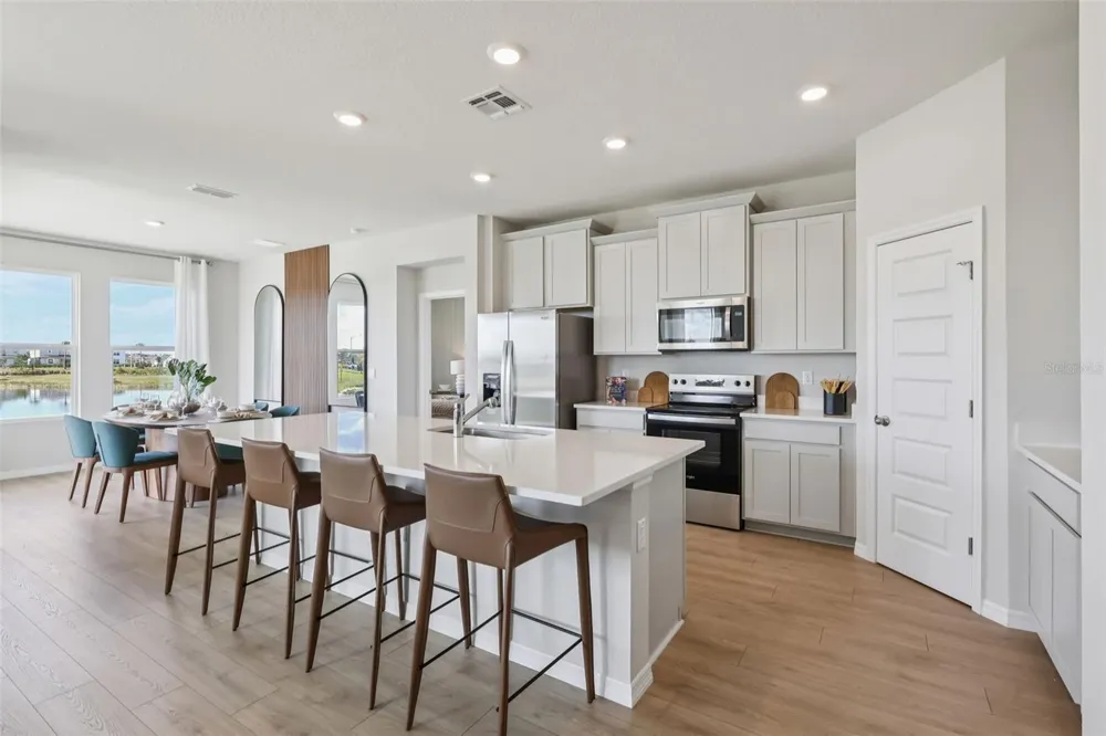 5308 CLOUDBERRY AVENUE Lakeland, FL 33811