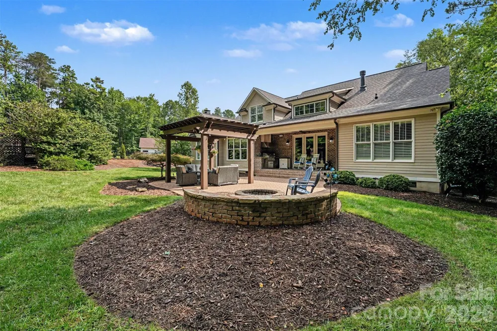 120 Silver Lake Trail Mooresville, NC 28117