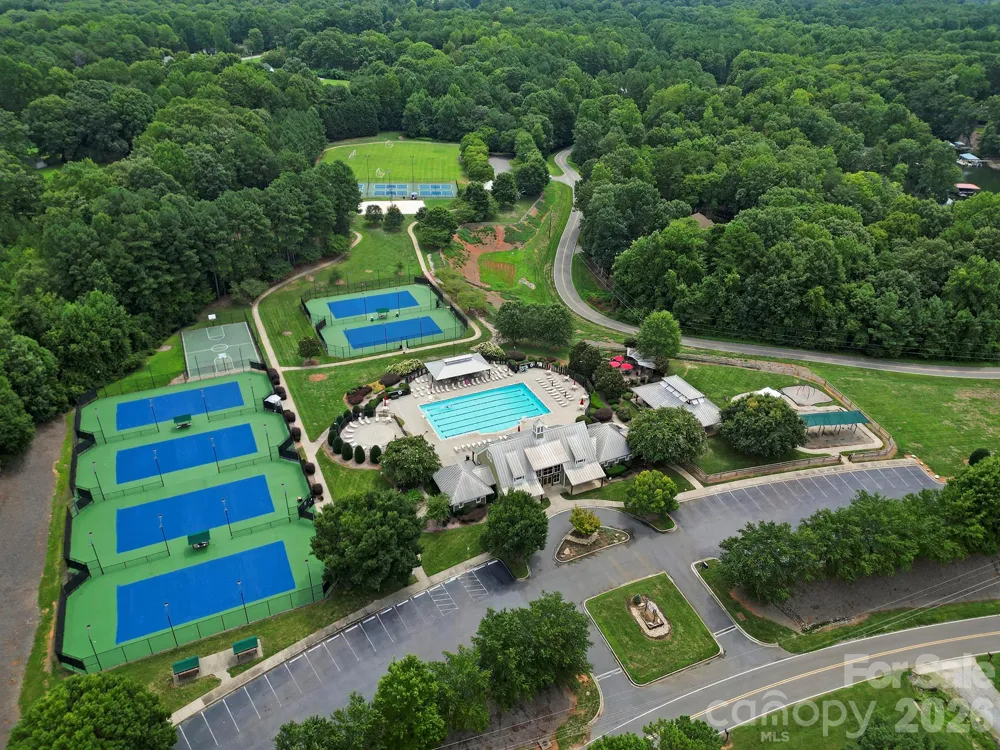 120 Silver Lake Trail Mooresville, NC 28117