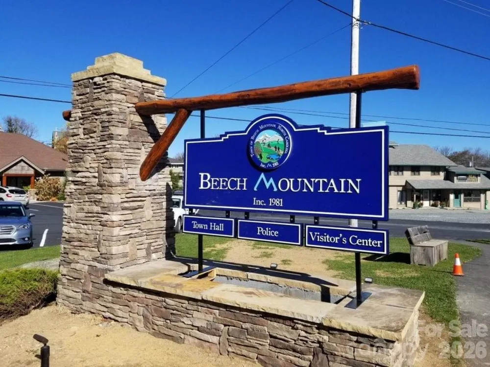 211 Foxgrape Hollow #77 Beech Mountain, NC 28604