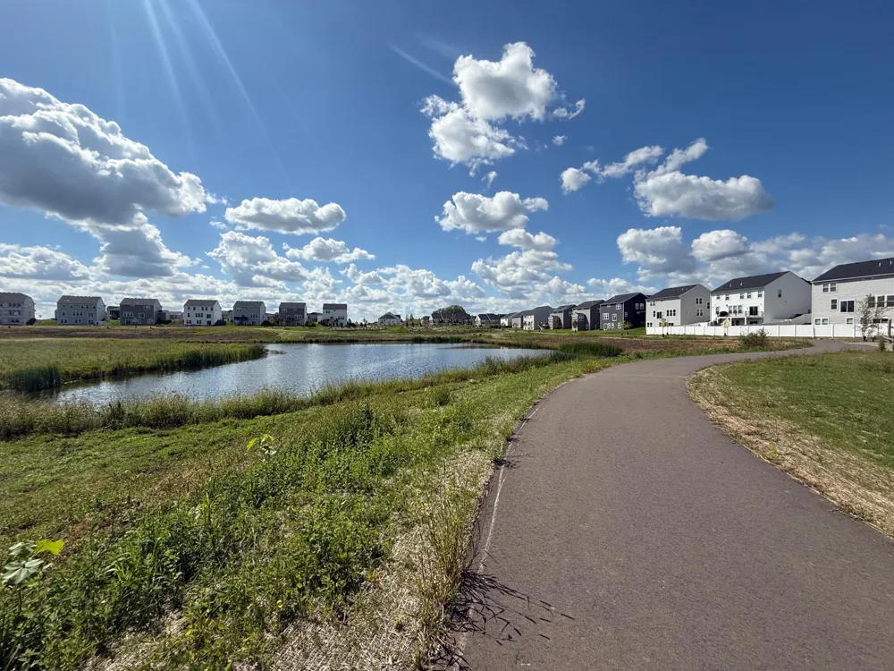 14936 Avondale View Rosemount, MN 55068