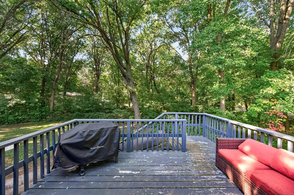 5040 184th Avenue NW Nowthen, MN 55303
