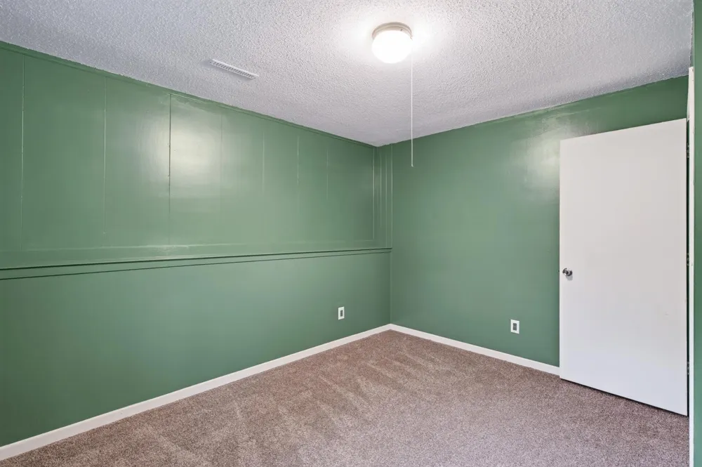 5040 184th Avenue NW Nowthen, MN 55303