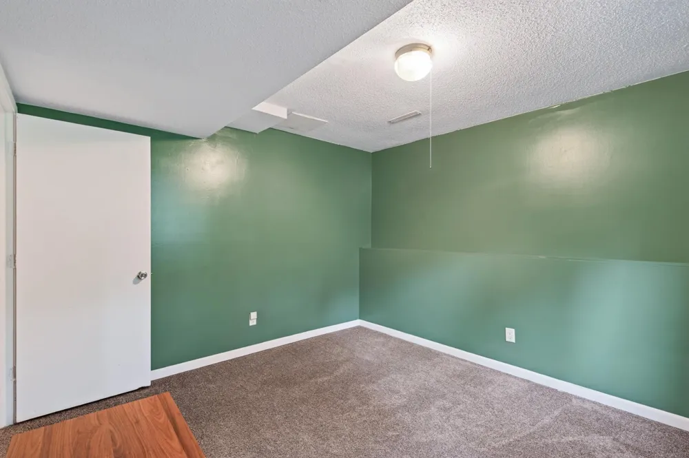 5040 184th Avenue NW Nowthen, MN 55303