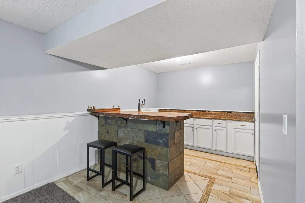 5040 184th Avenue NW Nowthen, MN 55303