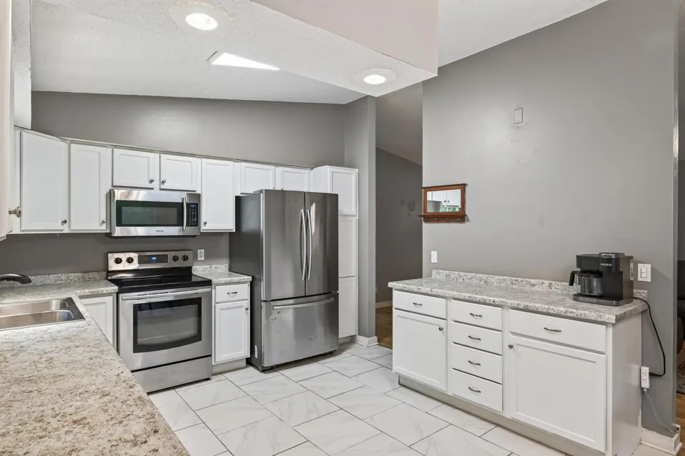 5040 184th Avenue NW Nowthen, MN 55303