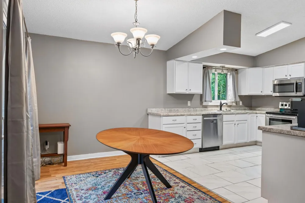 5040 184th Avenue NW Nowthen, MN 55303
