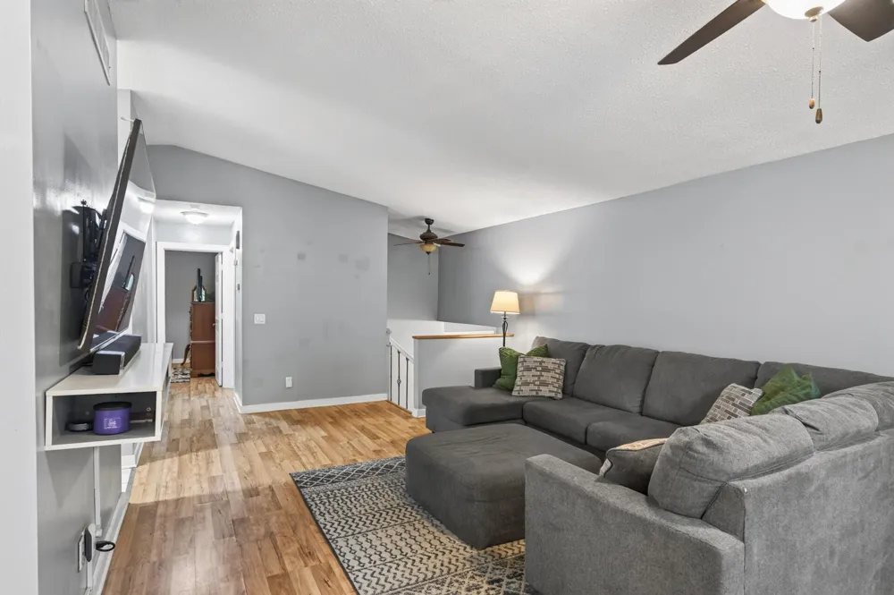 5040 184th Avenue NW Nowthen, MN 55303