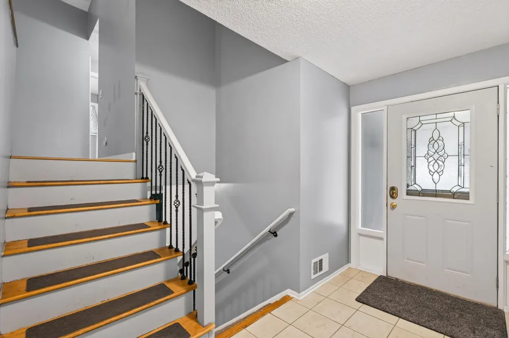 5040 184th Avenue NW Nowthen, MN 55303