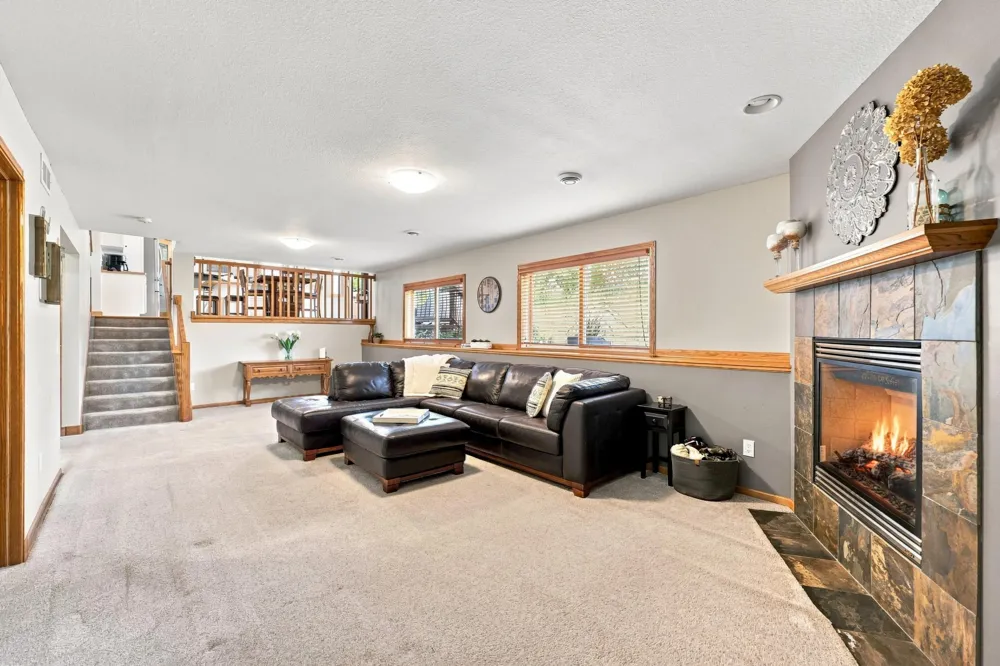 933 Trellis Street Jordan, MN 55352