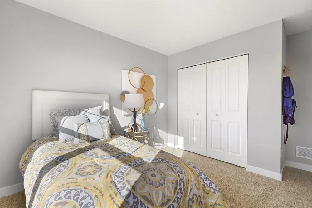 12689 Ashbury Drive Rogers, MN 55374