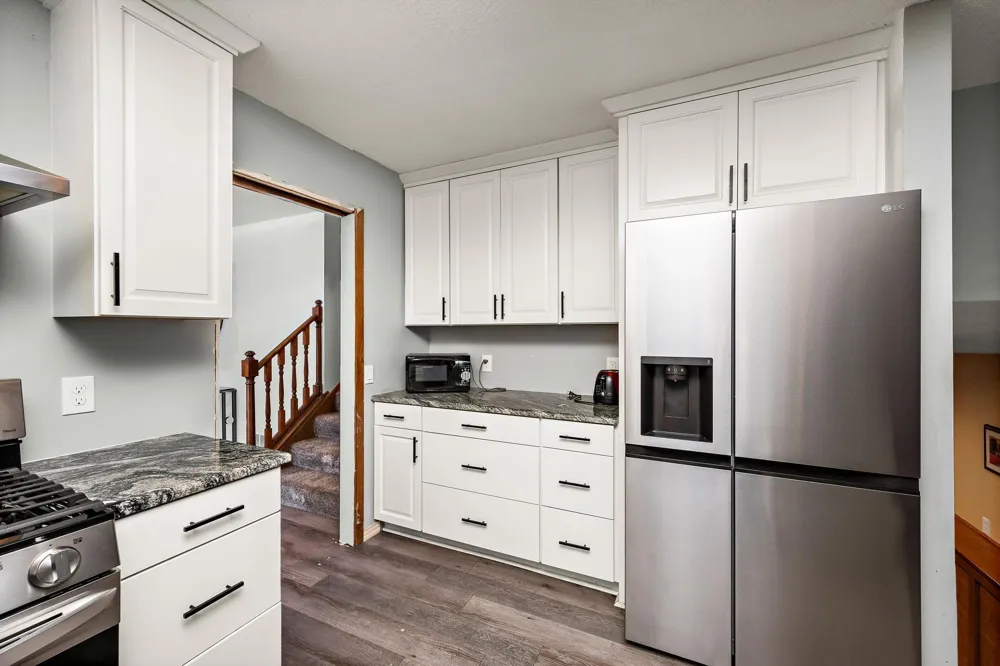 26405 Smithtown Road Shorewood, MN 55331