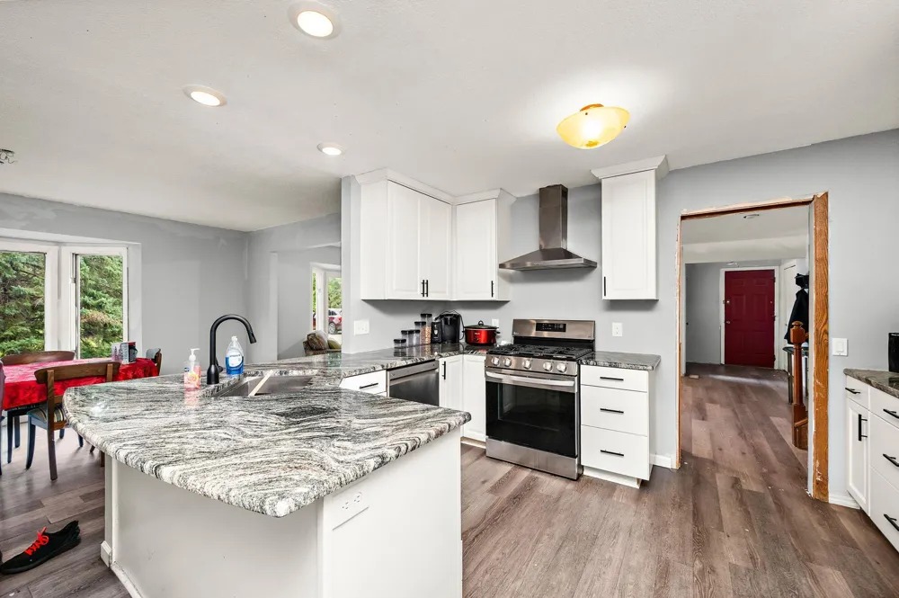 26405 Smithtown Road Shorewood, MN 55331