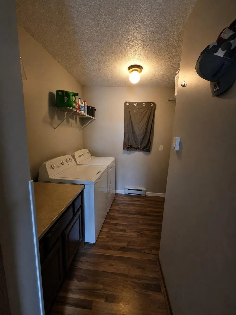121 & 407 4th & 2nd Street Avenue Milnor, ND 58060
