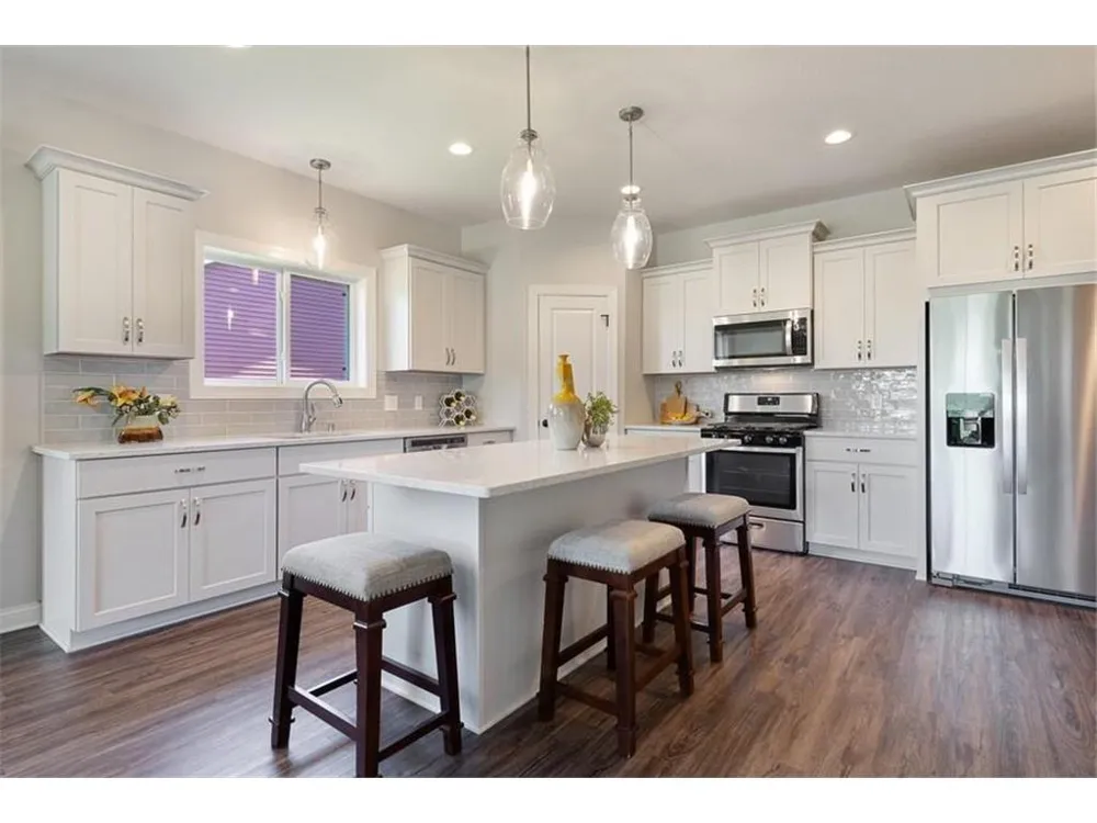 1140 Summit Cove Dassel, MN 55325