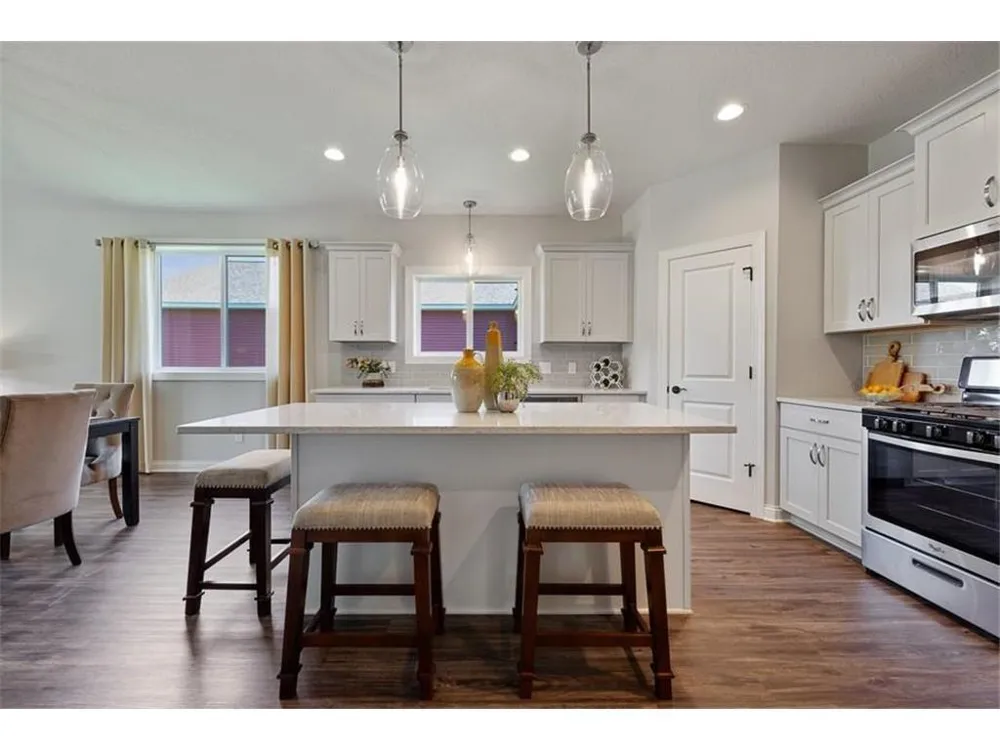 1140 Summit Cove Dassel, MN 55325