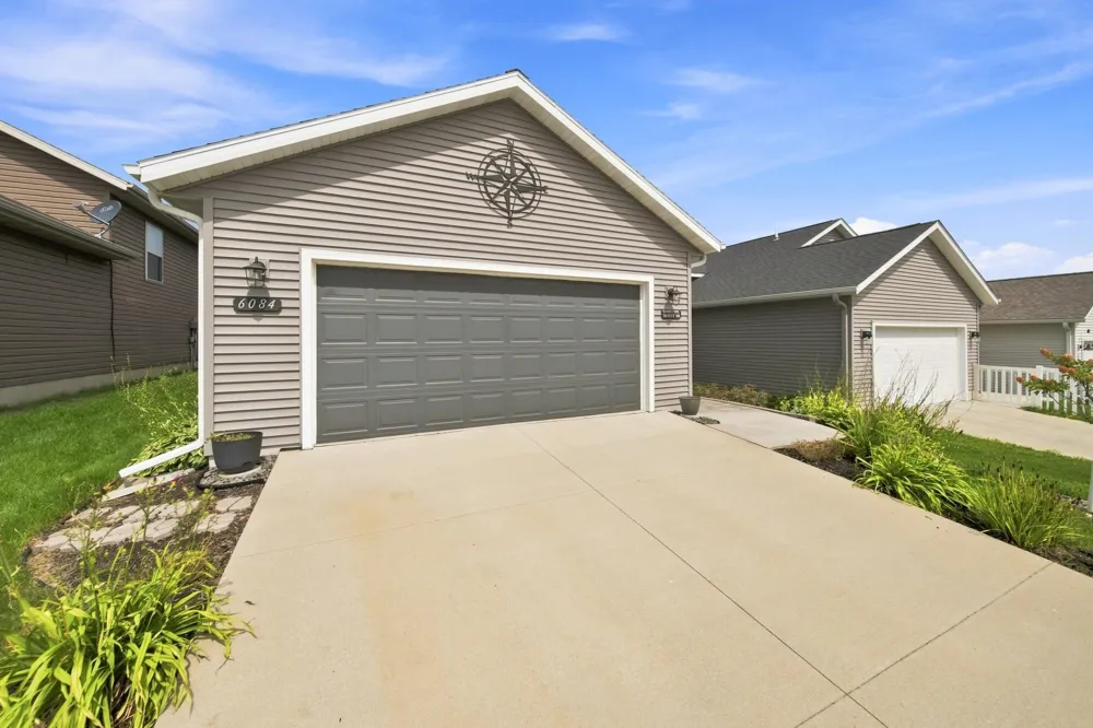 6084 Sandstone Street NW Rochester, MN 55901