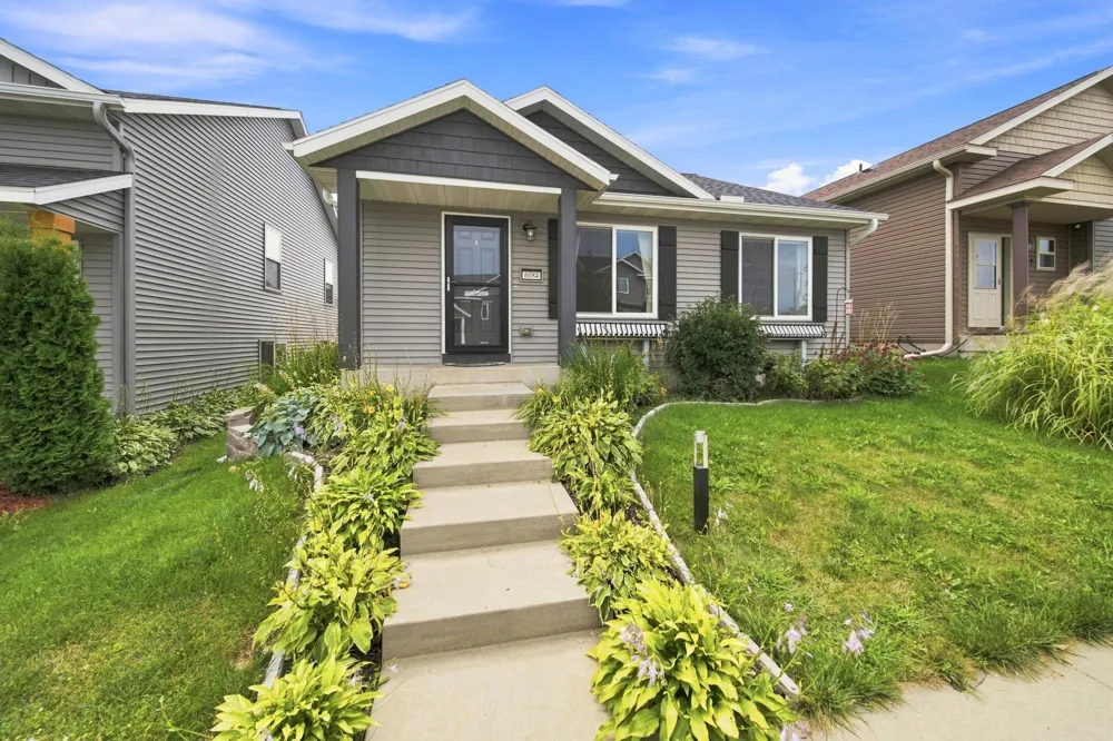 6084 Sandstone Street NW Rochester, MN 55901