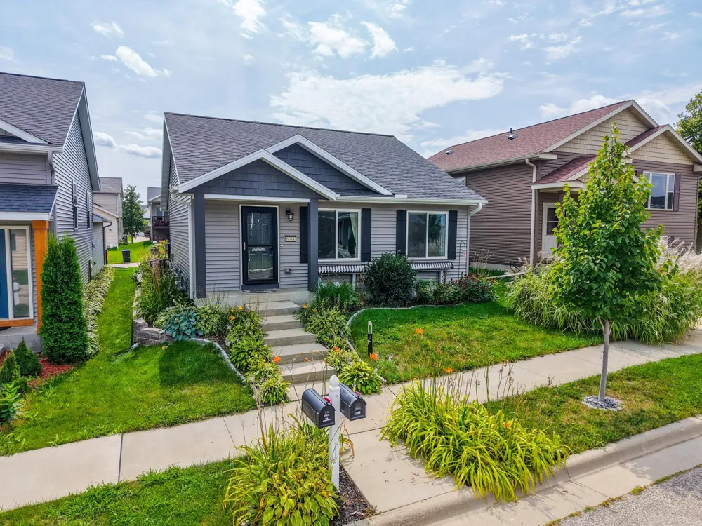 6084 Sandstone Street NW Rochester, MN 55901