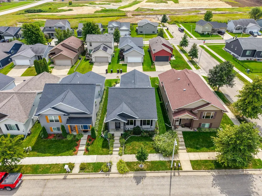 6084 Sandstone Street NW Rochester, MN 55901