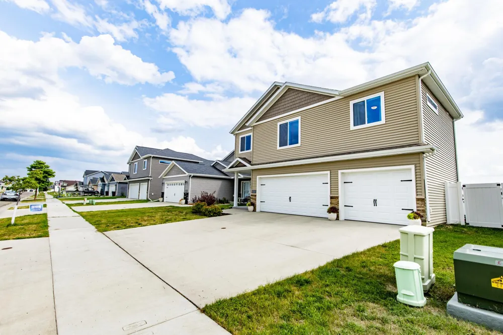 3005 38th Avenue S Moorhead, MN 56560