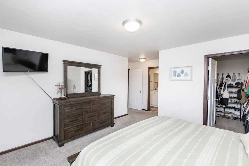 3005 38th Avenue S Moorhead, MN 56560