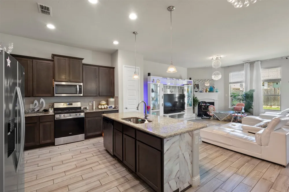 1819 Lone Lynx Way Wylie, TX 75098