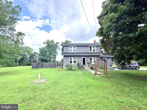 579 MAIN STREET