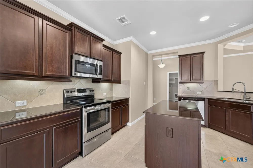 274 Chering Drive Belton, TX 76513