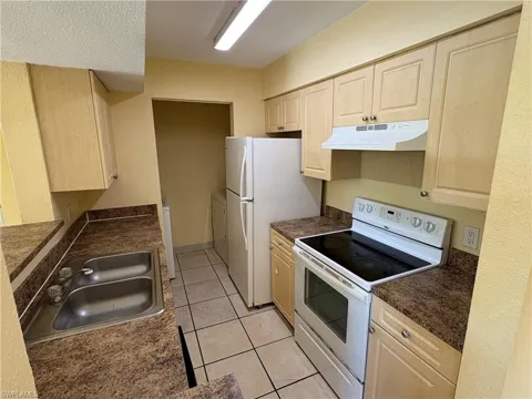 2905 Winkler Avenue #719