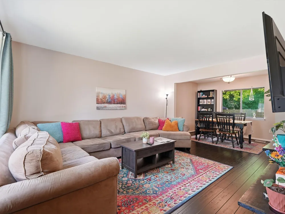 1127 Rue Deauville Boulevard Ypsilanti, MI 48198