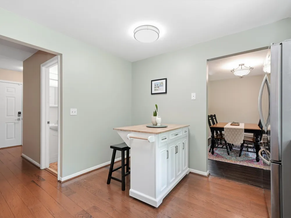 1127 Rue Deauville Boulevard Ypsilanti, MI 48198